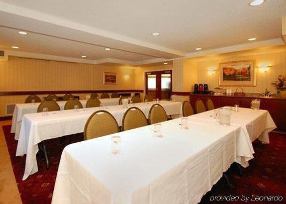 Quality Inn Milwaukee- بروكفيلد المرافق الصورة