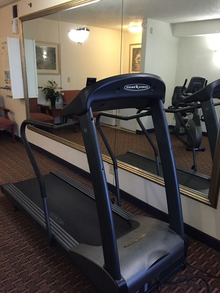 Quality Inn Milwaukee- بروكفيلد المظهر الخارجي الصورة
